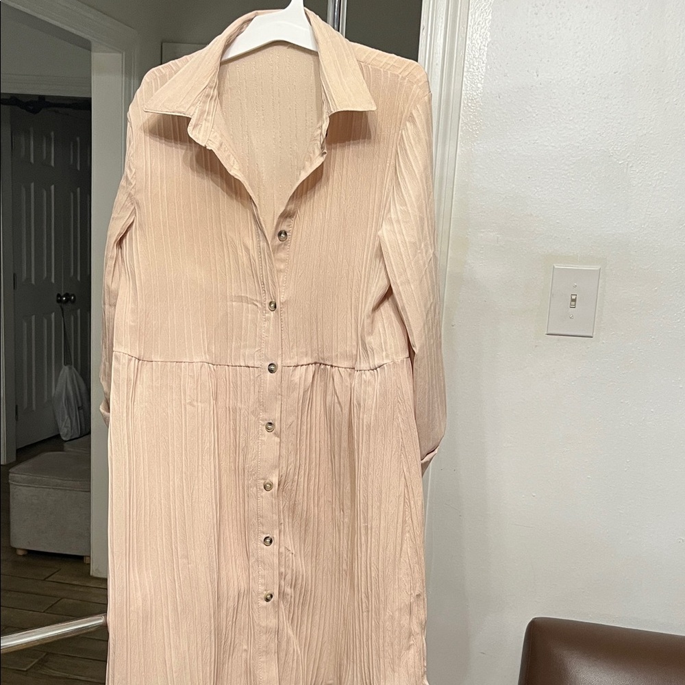 Elegant Cream Button-Down Dress
